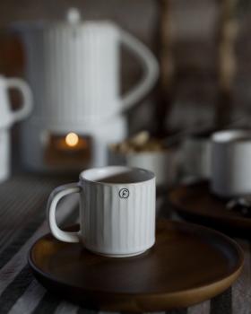 Glögg Tasse *geriffelt* naturweiß