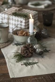 Tischläufer *Tannenbaum* gestickt