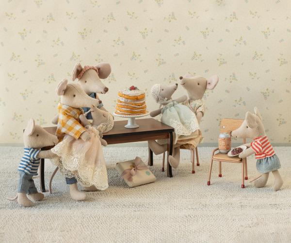 Baby Maus im Kleid *powder*