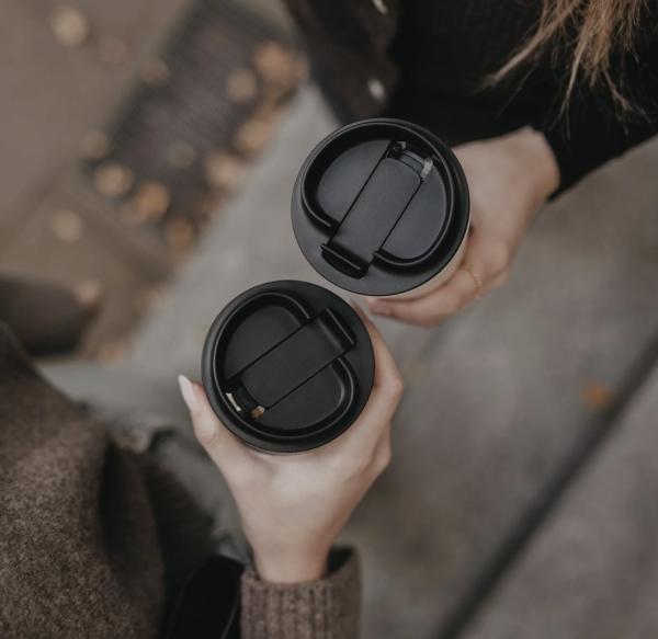 To go Becher *Herz* schwarz