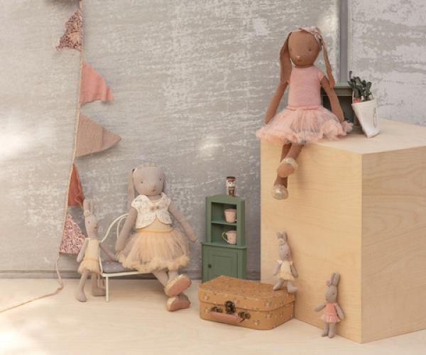 Hase Bunny Ballettanzug und Rock *Gr.3* creme