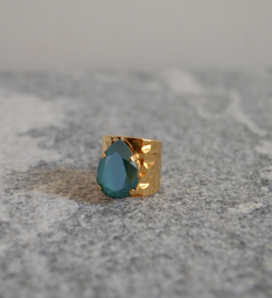 Ring *Tropfen* gold-emeraldgrün